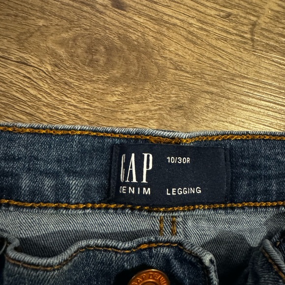 Gap jeans size 30/10 us - Picture 3 of 5